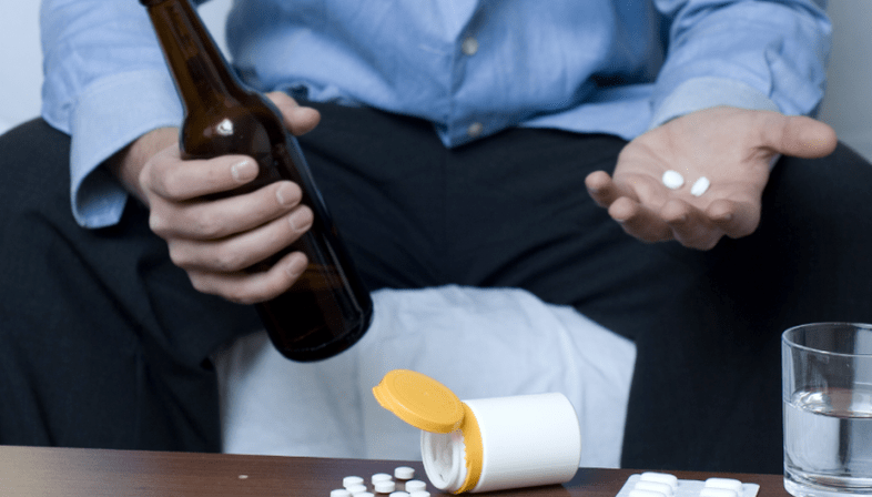 qanday antibiotiklarni spirtli ichimliklar bilan birlashtirmaslik kerak